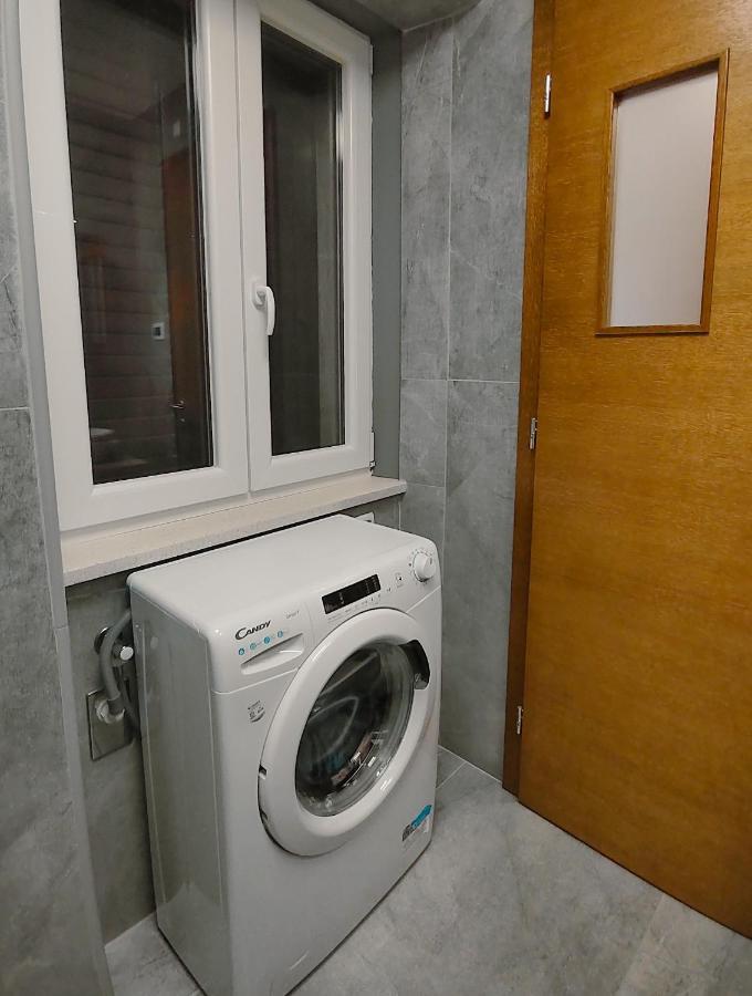 Studio Apartment Above Promenade W Terrace & Parking غاباس المظهر الخارجي الصورة