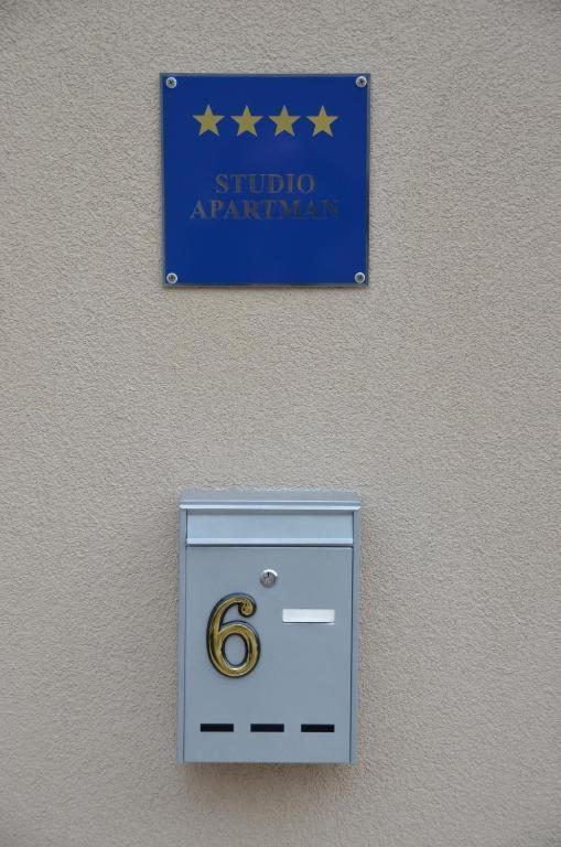 Studio Apartment Above Promenade W Terrace & Parking غاباس المظهر الخارجي الصورة